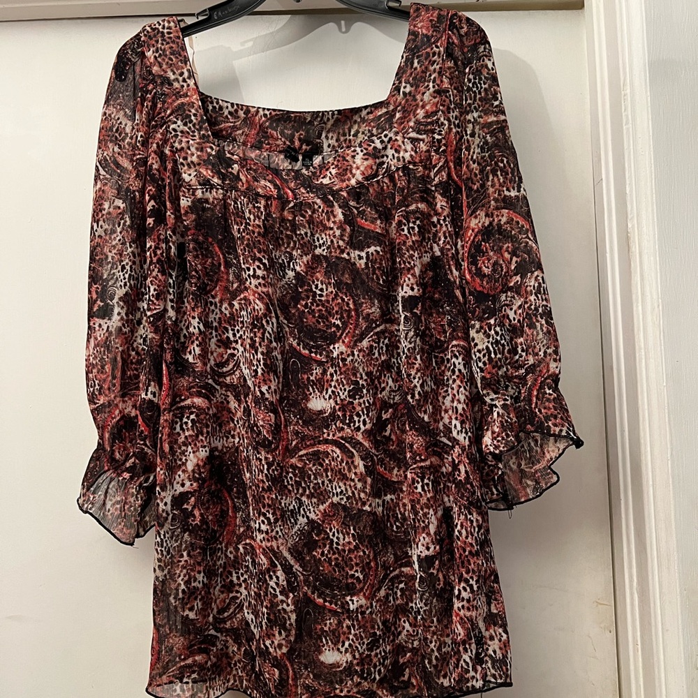 Women’s sheer blouse. 3/4 sleeve